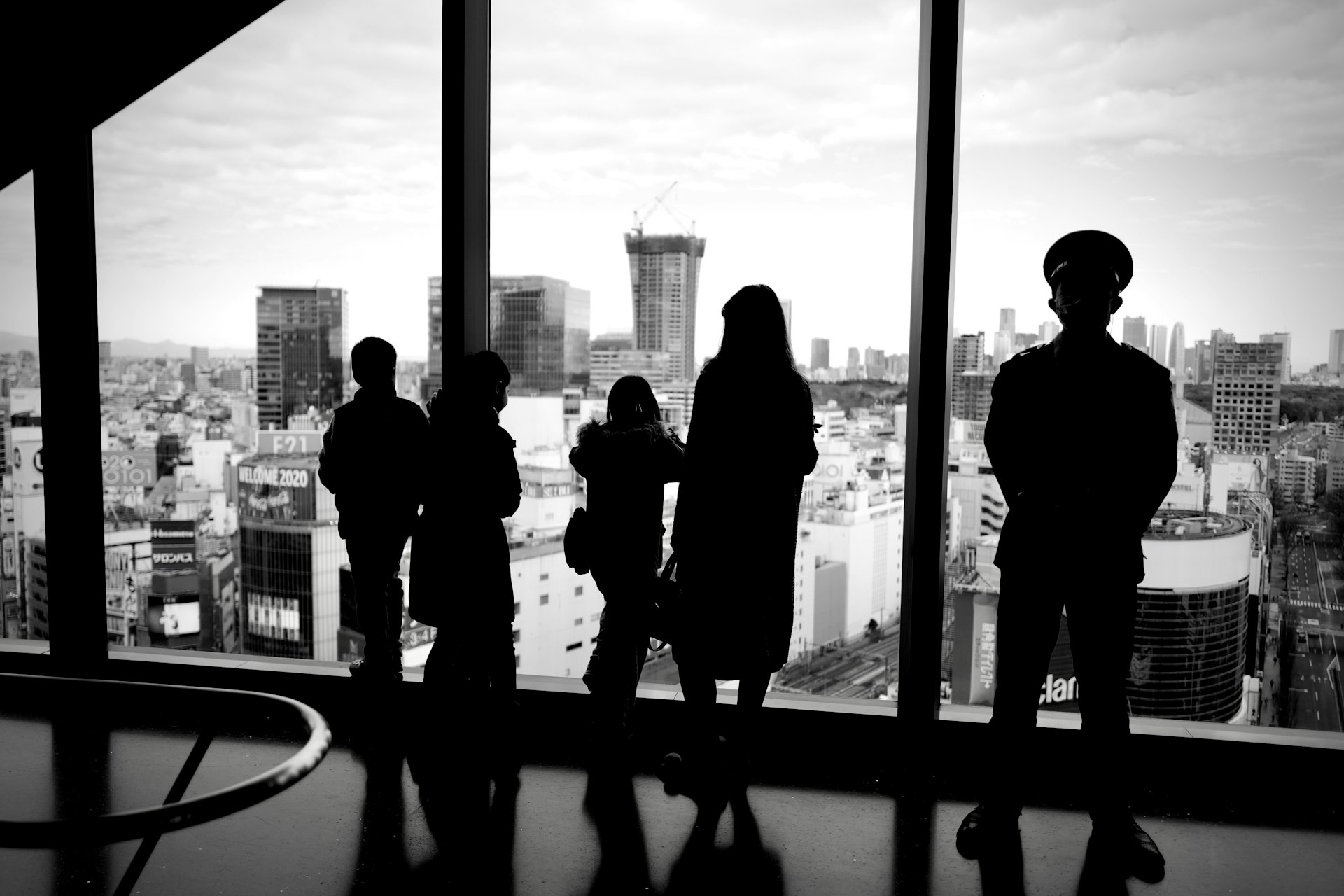 Building Success Through Ethical Leadership in Modern Business Management